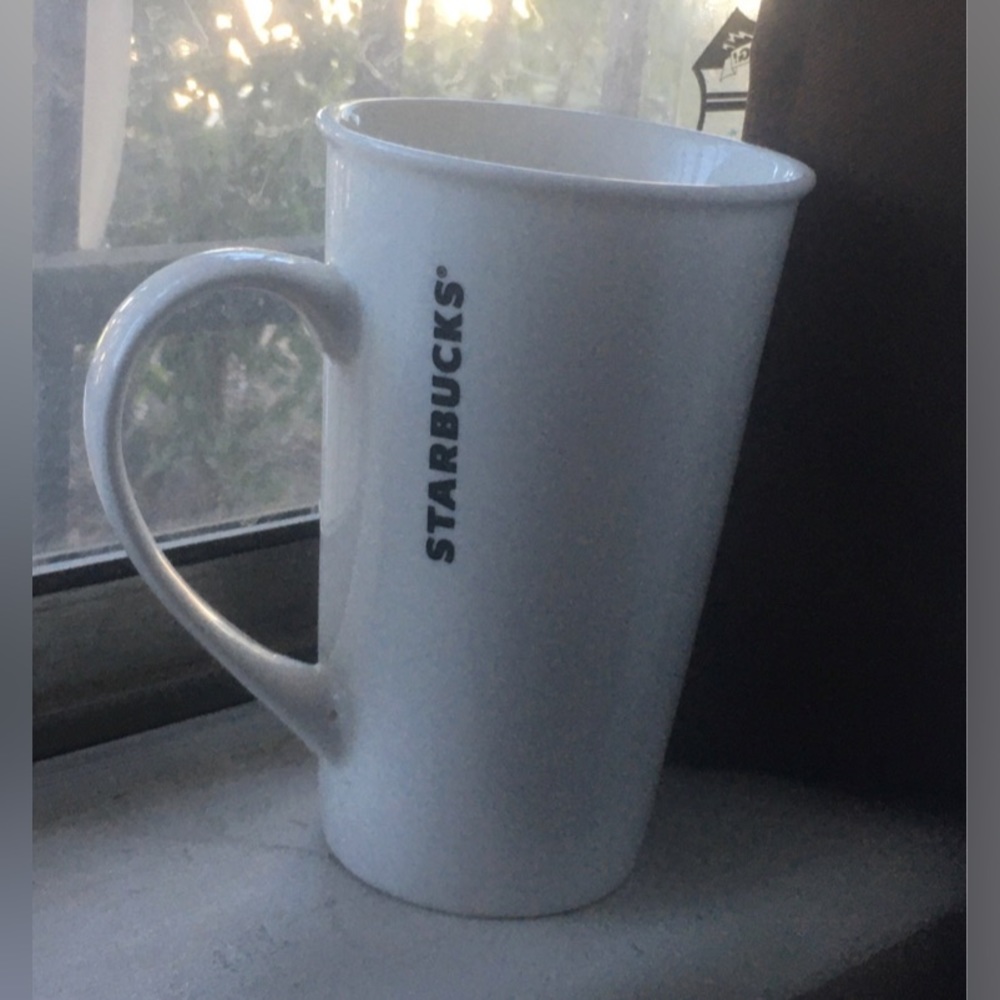 *SOLD* Starbucks 18oz Ceramic Mug - Picture 4 of 5